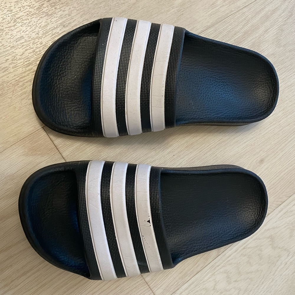 Adidas slides - Picture 2 of 6